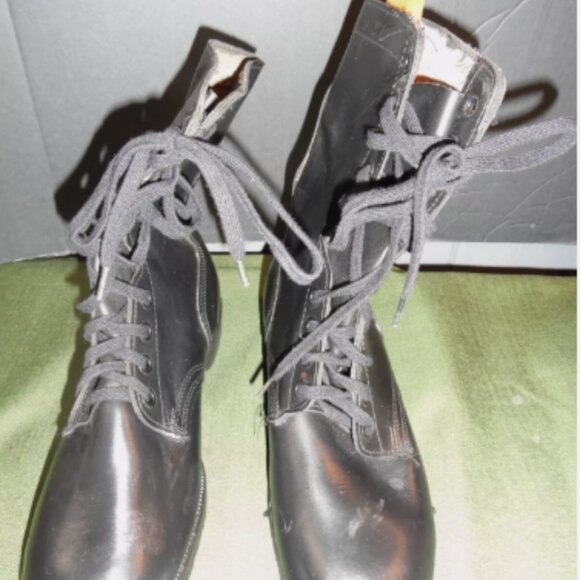 NEW MANUFACTURE DEFECT 1981 RO-SEARCH LEATHER MILITARY SIZE 9W BOOTS LD 4166
